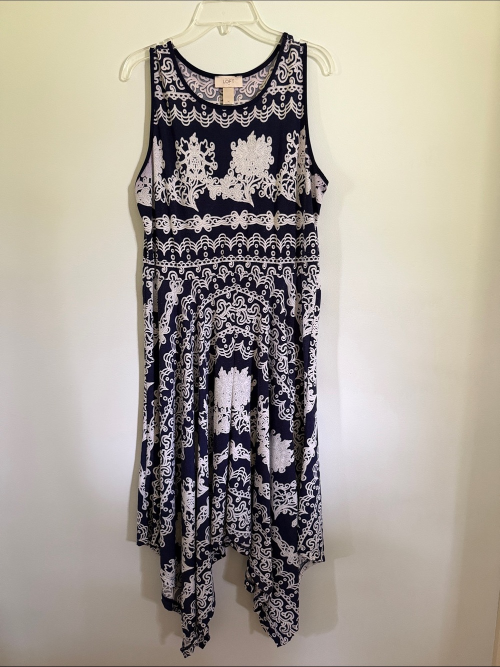 Loft printed stretchy dress sz M